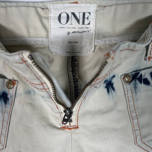 One Teaspoon Women's Ziggy Bleach Flare Jeans 25 Tie Dye Low Rise Raw Hem - Picture 7 of 9